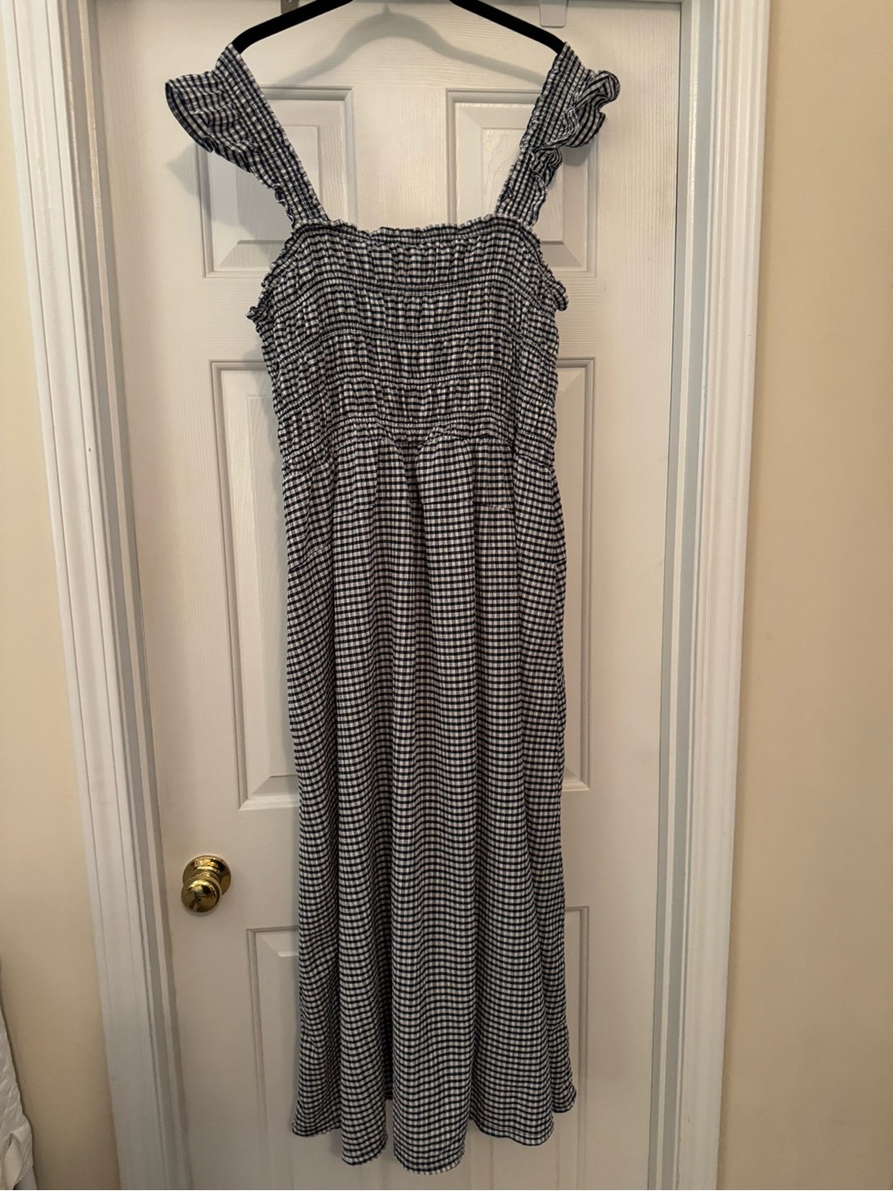 Old Navy women’s tall smocked dress, Navy and White Gingham checked Maxi Dress